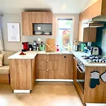 Mobil Excellence 6 Personnes Au Et Soleil, Saint George D'oleron Camping *