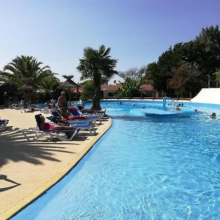 Mobil Excellence 6 Personnes Au Et Soleil, Saint George D'oleron Kemping Les Sables Vignier