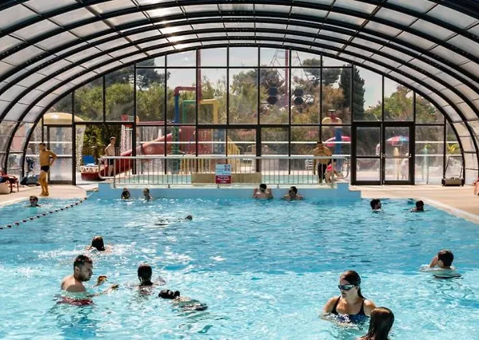 Camping Mobil Excellence 6 Personnes Au Et Soleil, Saint George D'oléron