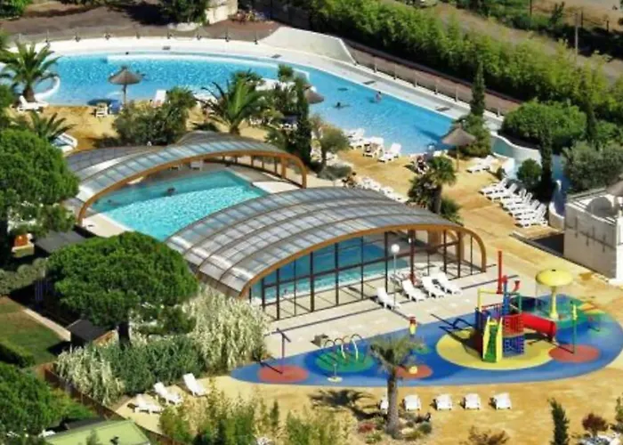 Camping Mobil Excellence 6 Personnes Au Et Soleil, Saint George D'oléron Les Sables Vignier