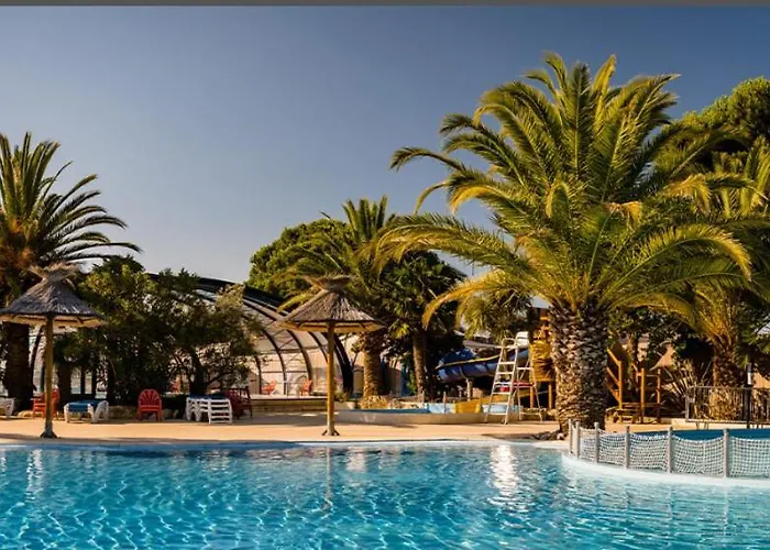 Mobil Excellence 6 Personnes Au Et Soleil, Saint George D'oléron Camping